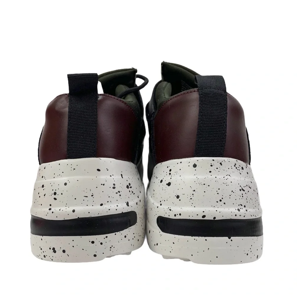 Time and Tru Sneakers Shoes Memory Foam - Picture 4 of 10